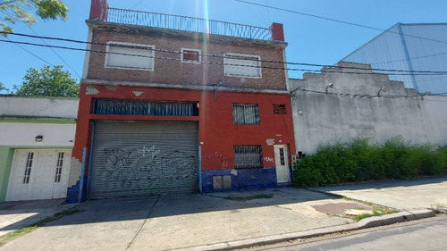 Galpon Con Vivienda En Venta En Lanus Oeste