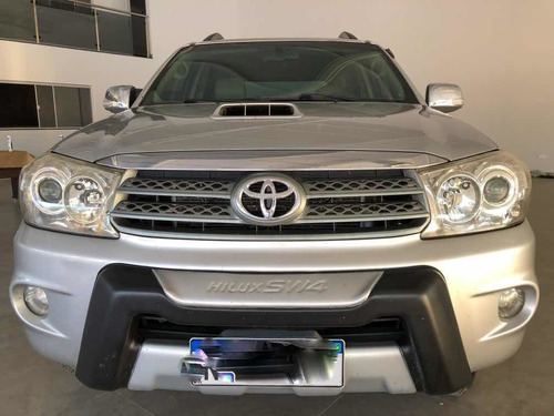 Toyota Sw4 2011 3.0 Srv 7l 4x4 Aut. 5p