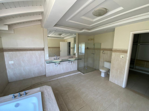 Casa Em Quitandinha, Petrópolis/rj De 400m² 4 Quartos Para Locação R$ 18.000,00/mes - Ca913172