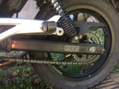 Bajaj Rouser 220f