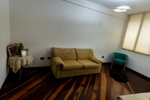 Imagen 16 de 30 de Los Naranjos Del Cafetal Casa En Venta Cod. 22-8102 02129594482----04141469108 Rah Ccct