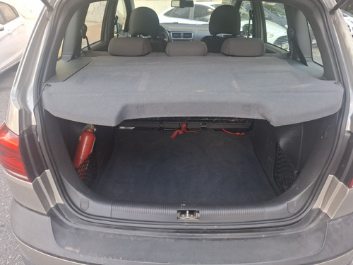Volkswagen Suran Cross 1.6 Highline 101cv