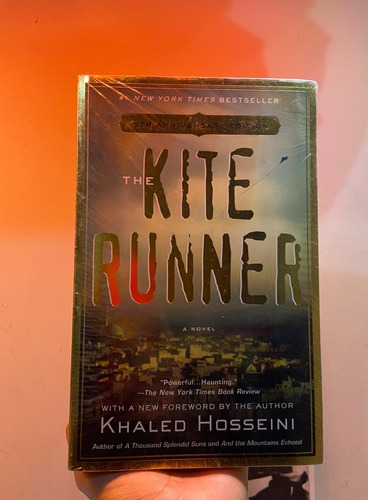 The Kite Runner -paperback
