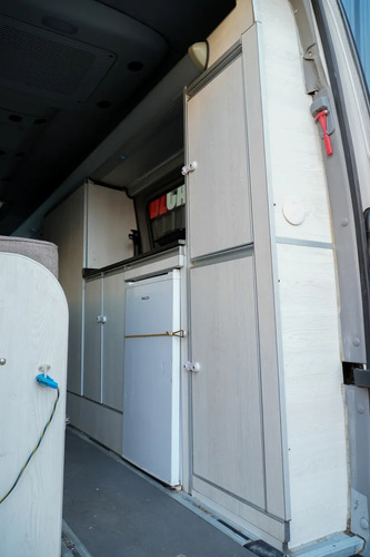 Mercedes-Benz Sprinter 2.1 515 Furgon 4325 150cv Te V2