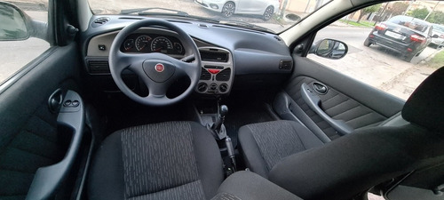 Imagen 3 de 15 de Fiat Siena 1.4 El Pack Attractive 2013