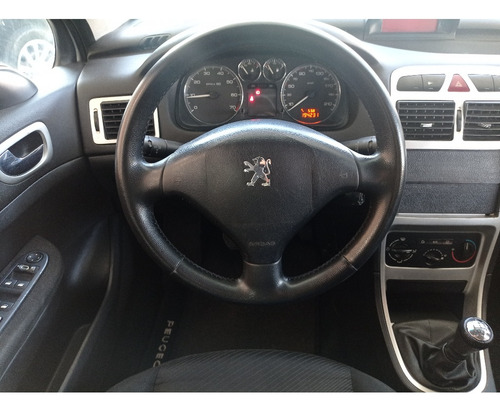 Peugeot 307 1.6 PRESENCE 16V FLEX 4P MANUAL