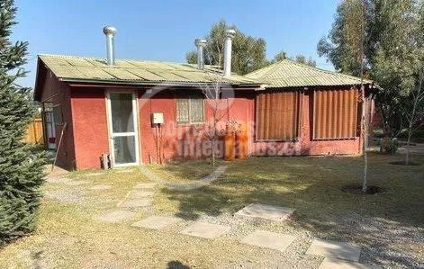 Casa En Venta De 4 Dorm. En Colina
