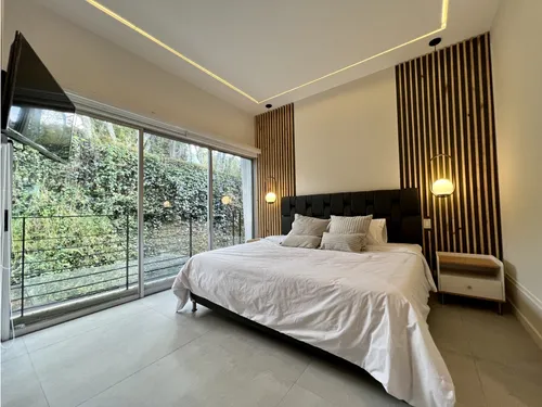 150m2 Casa En El Poblado