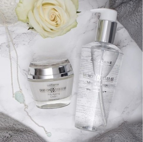 Imagen 4 de 4 de Set Antiarrugas Agua Micelar + Crema Facial Diamond Cellular