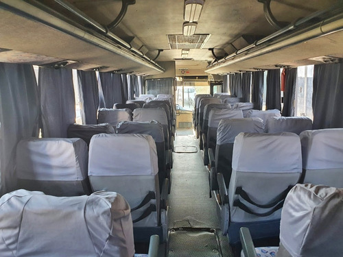 Imagen 8 de 14 de Ómnibus Volvo Marcopolo 2001