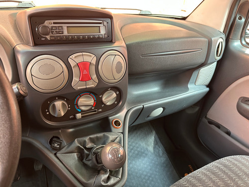 Fiat Doblo Doblò Essence 1.8 7L (Flex)