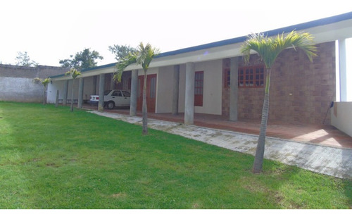 Imagen 2 de 8 de Casa De Campo