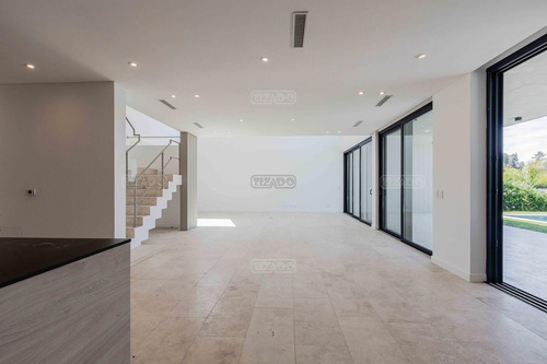 Casa En Venta En El Yacht, Nordelta, Tigre