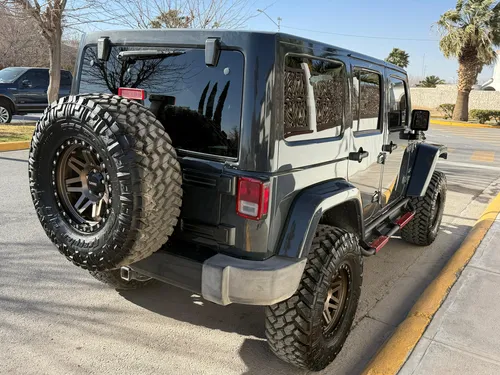 Jeep Wrangler 3.7 Unlimited Sahara 3.6 4x4 At