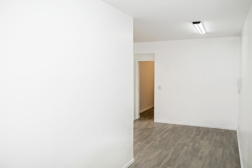 Imagen 4 de 9 de Venta-oficina - Belgrano - Cochera- Villa Urquiza- Apto Profesional-oportunidad