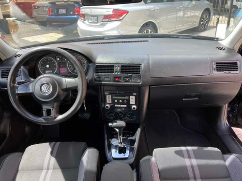 Imagen 9 de 14 de Volkswagen Jetta Clásico 2013 2.0 Cl Team At