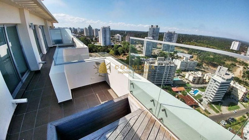 Departamento En Wind Tower, Planta Especial Con Parrillero- Ref: 3504