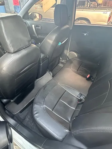 Nissan Qashqai 2.0l 4wd +2 4x2