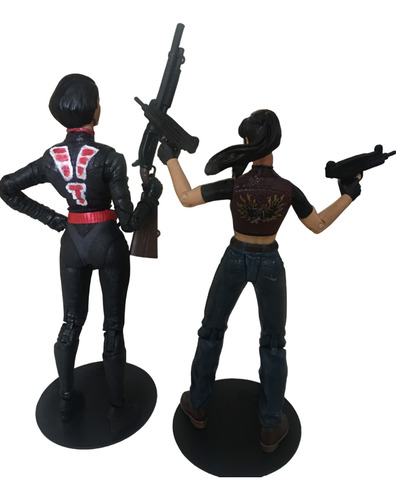 Lote Figuras Custome Jill Valentine Y Claire Redfield (Reacondicionado)