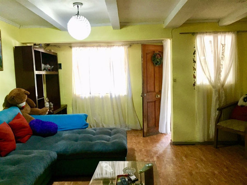 Casa En Venta De 3 Dorm. En La Florida