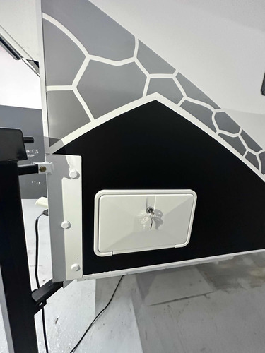 Camper Para Pickup Doble Cabina Marca Iseo