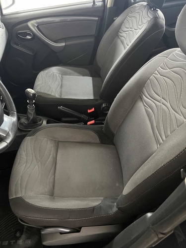 Imagen 8 de 11 de Renault Duster 2013 2.0 4x4 Luxe Nav 138cv