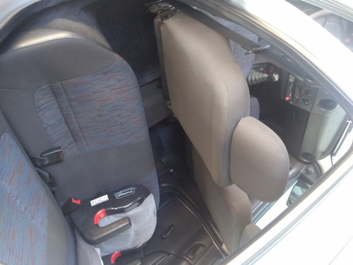 Celta Spirit 1.0 2011 Powerflex 5p Prata