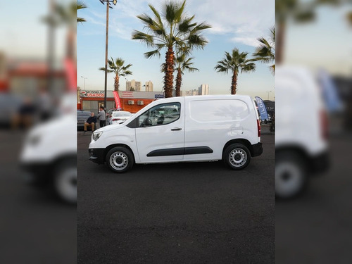 Opel Combo 2022