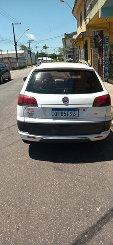Imagem 3 de 6 de Fiat Palio Weekend 2014 1.4 Attractive Flex 5p