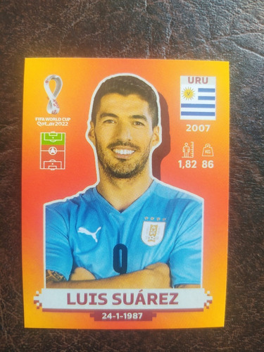 50 Figuritas Distintas Mundial Qatar Incluye Luis Suarez