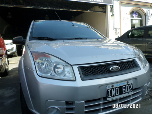 Ford Fiesta Max 1.4 4p Ambiente Tdci 2009
