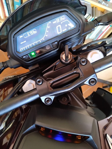 Imagen 9 de 18 de Bajaj Dominar 400 2018 Alarma Presencia Positron