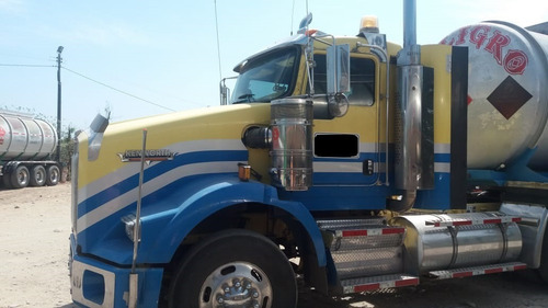 Tractomula Kenworth 2013