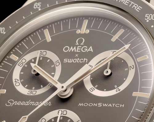 Relógio Swatch X Omega Moonswatch Speedmaster Desert Crono Correia Bege Bisel Bege Fundo Bege
