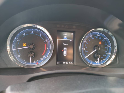 Imagen 8 de 8 de Toyota Corolla 2017