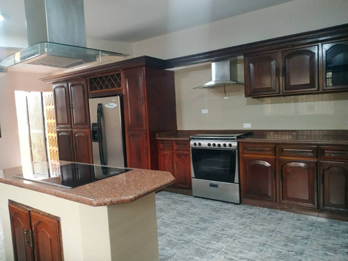 Imagen 7 de 23 de Casa En Venta La Trigaleña Valencia Calle Cerrada Doble Porton Electrico G12m1117