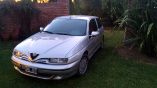 Alfa Romeo 145 1.8 Ts