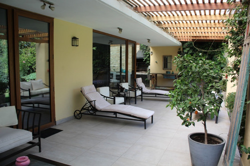 Imagen 7 de 22 de Preciosa Casa Mediterranea En Piedra Roja Chicureo
