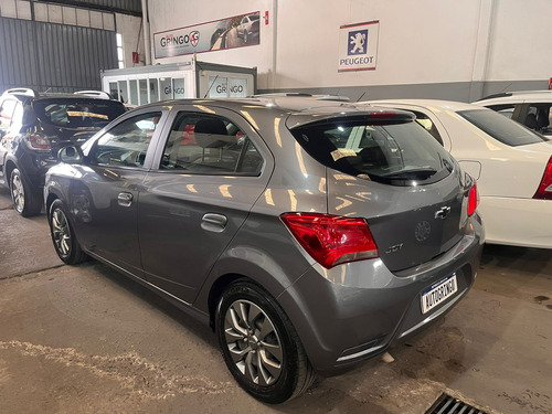 Chevrolet Onix 1.4 Black Edition 1.4