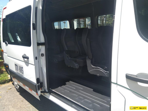 Renault New Master 18 Pasajeros Microbús