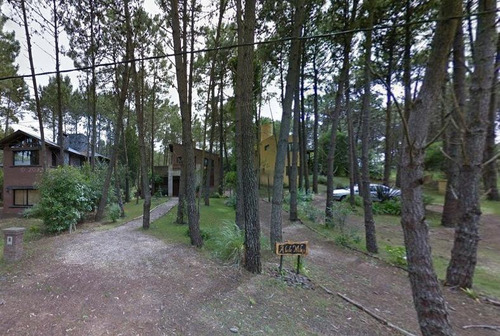 Casa En Venta - 2 Dormitorios 2 Baños - 675mts2 - Mar De Las Pampas