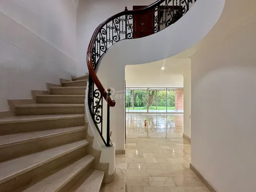 Casa En Arriendo En Loma Benedictinos. Cod A776027