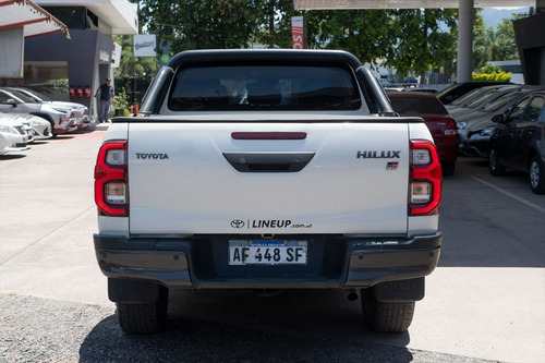 Toyota Hilux 4x4 D/c Gr-s 2.8 Tdi 6 A