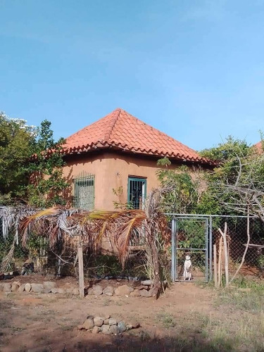 Imagen 10 de 13 de Casa En Playa Guacuco Isla De Margarita