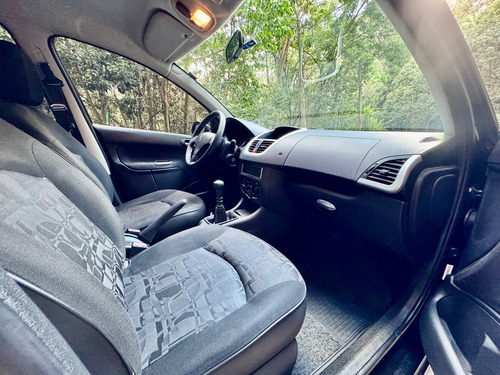 Peugeot 207 1.4 Xr Flex 5p