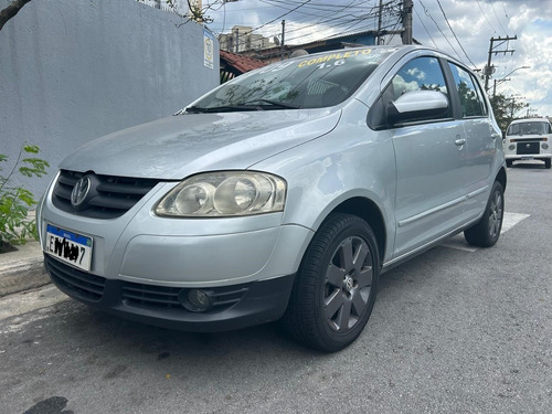 Volkswagen Fox 1.6 Vht Route Total Flex 5p