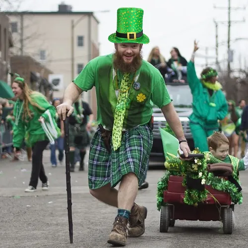 Sombrero Verde De San Patricio Con Barba Falsa | Terciopelo Y Cuadros Para Fiesta