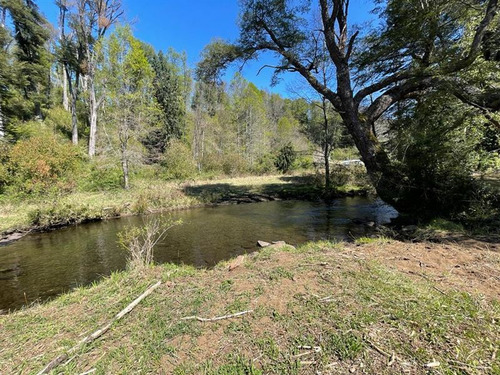 Parcela Con Rio A 3 Km De Curacautín Camino S.inés Tropezón