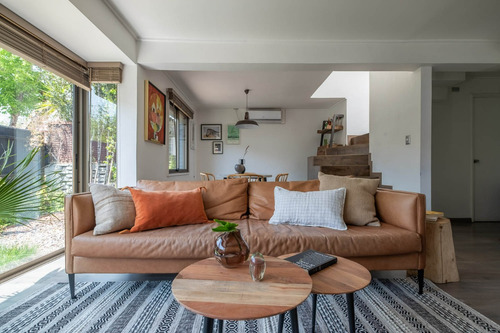 Impecable Casa Remodelada Pareada (almendros)