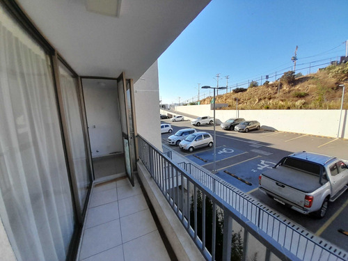 2 Dormitorios, 2 Baños, Estacionamiento (98534)